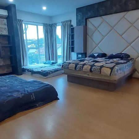 Pj Bungalow Homestay Petaling Dzsaja Kültér fotó