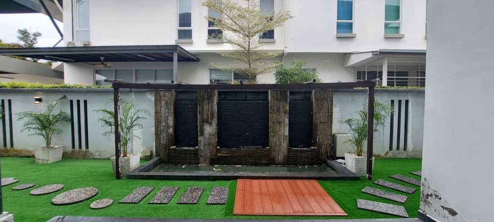 Pj Bungalow Homestay Petaling Dzsaja Kültér fotó